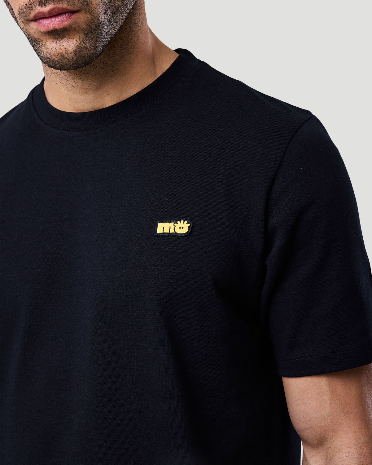 Men's Essentials T-shirt - Jet Black image number 4