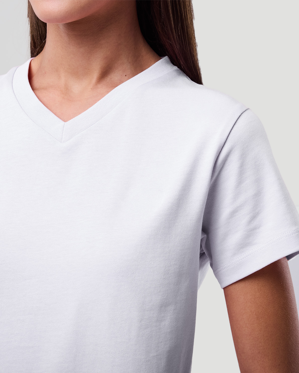 Women's Core V-neck T-shirt - White image number 4