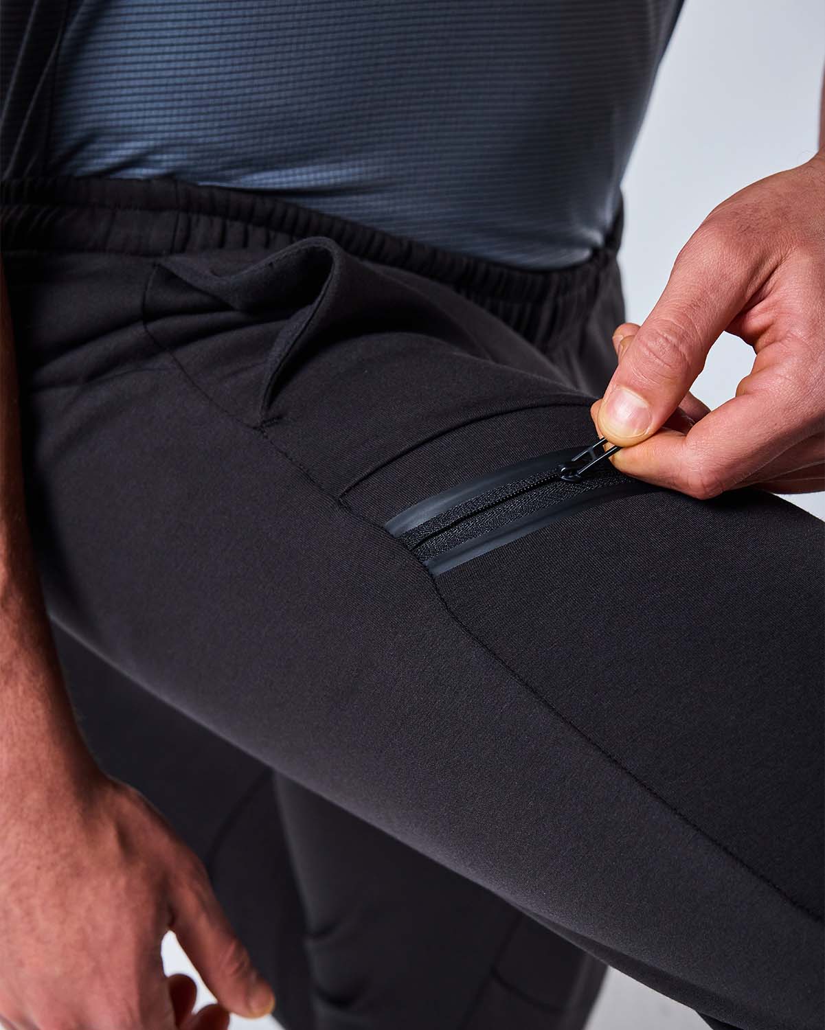 Sporty Jogger Pants - Jet Black image number 3