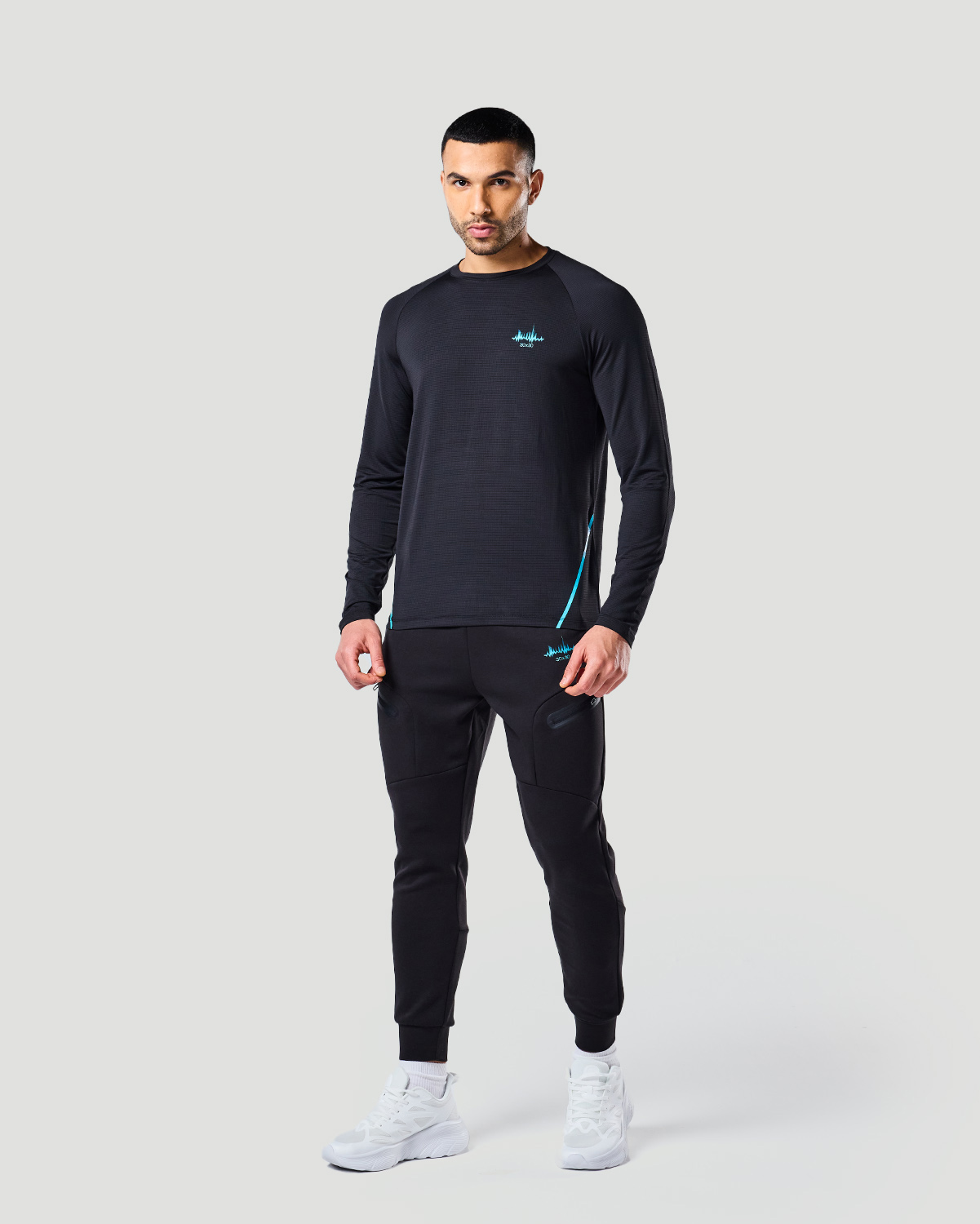 Long Sleeve T-shirt - Jet Black image number 0