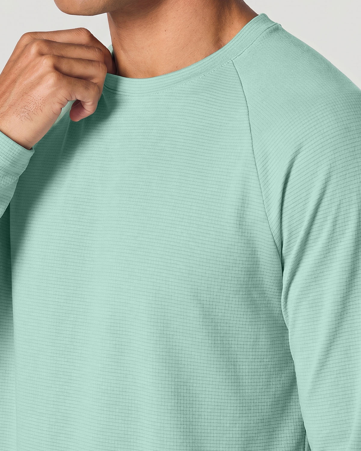 Men's Crew Neck Long Sleeve T-Shirt - Iceberg Green image number 5