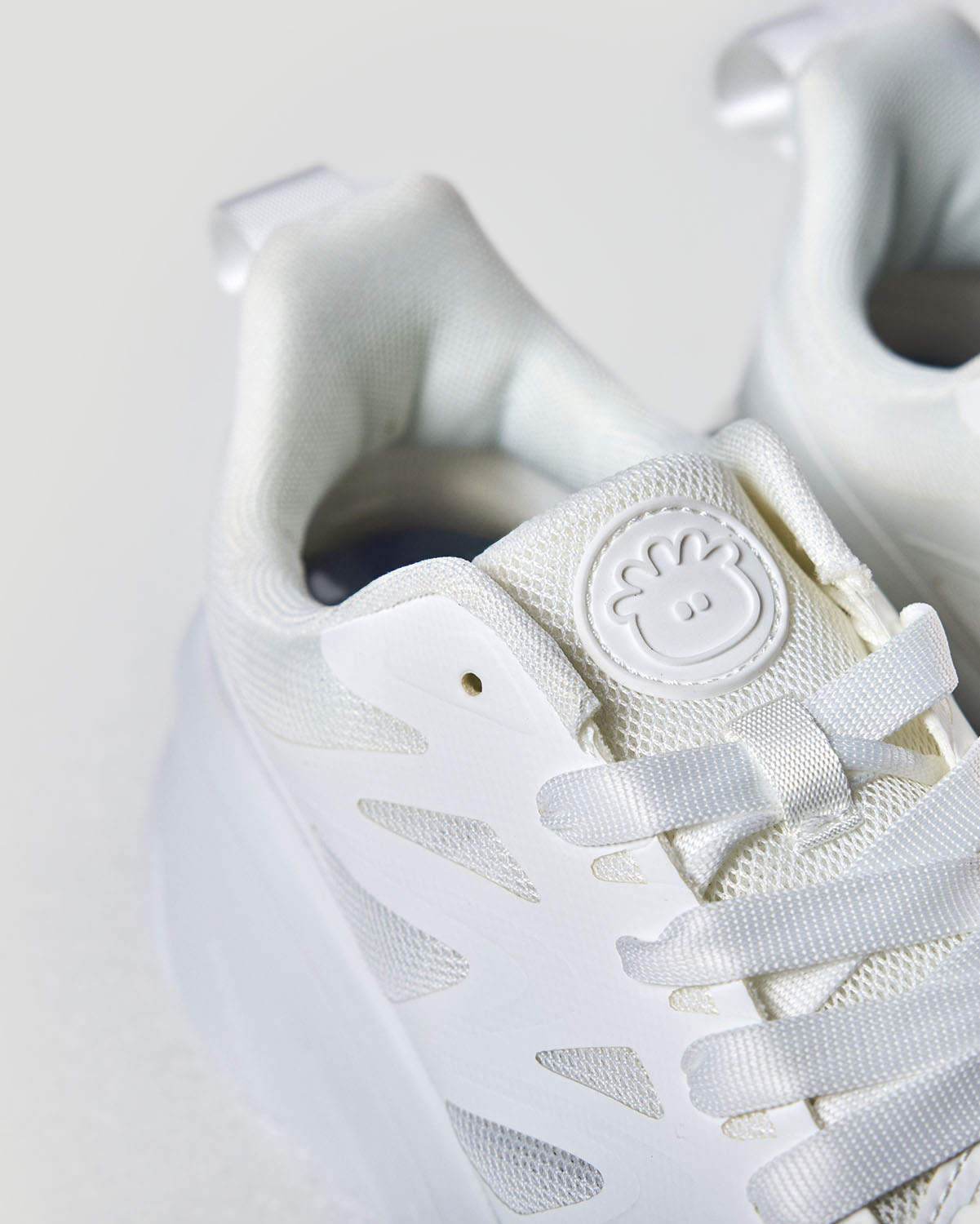 Women's Shoe - White image number 2