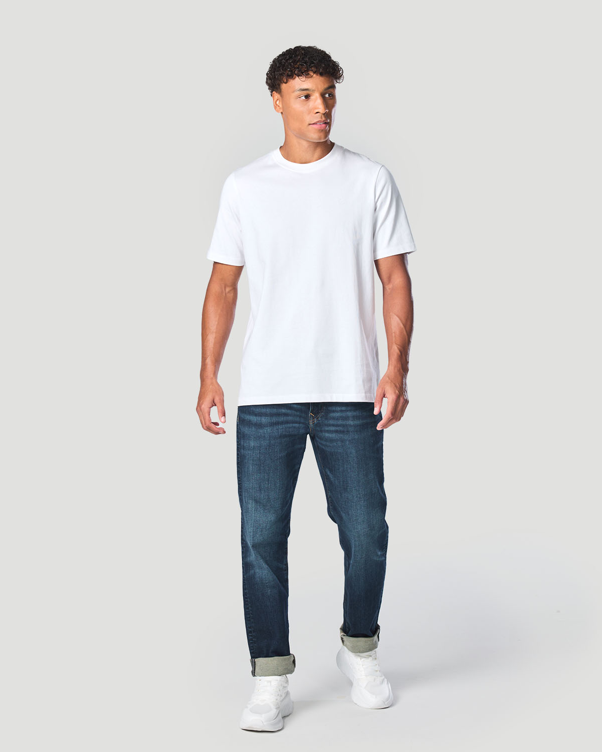 Men's Basic T-shirt - White image number 4