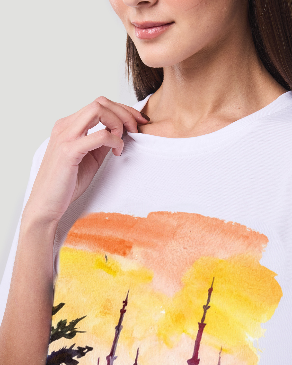 Women's Graphic T-Shirt-Artistic - White image number 3