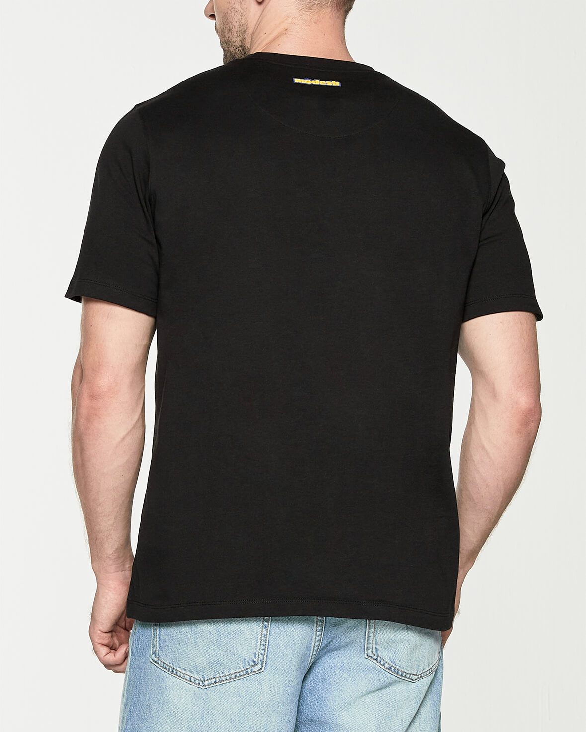 Essential T-shirt - Jet Black image number 2