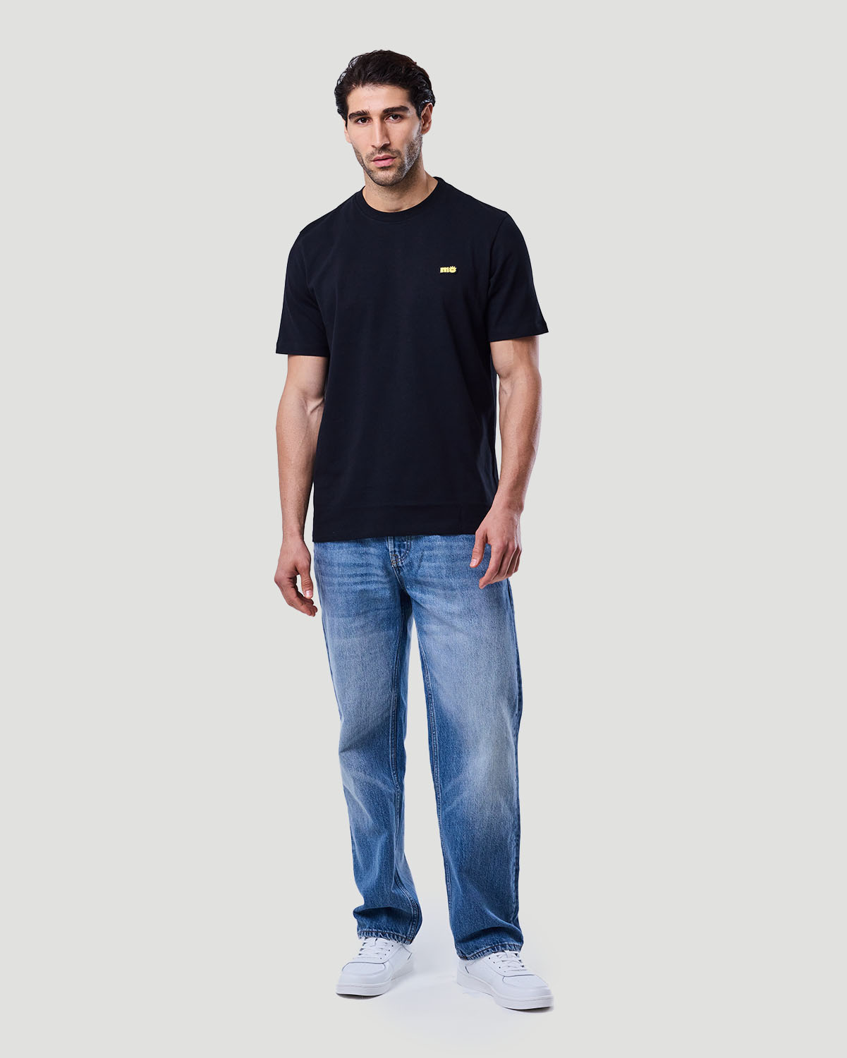 Men's Essentials T-shirt - Jet Black image number 0