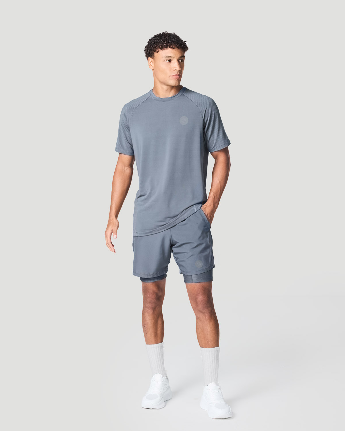 Men's Crew Neck T-Shirt - Castor Grey image number 4