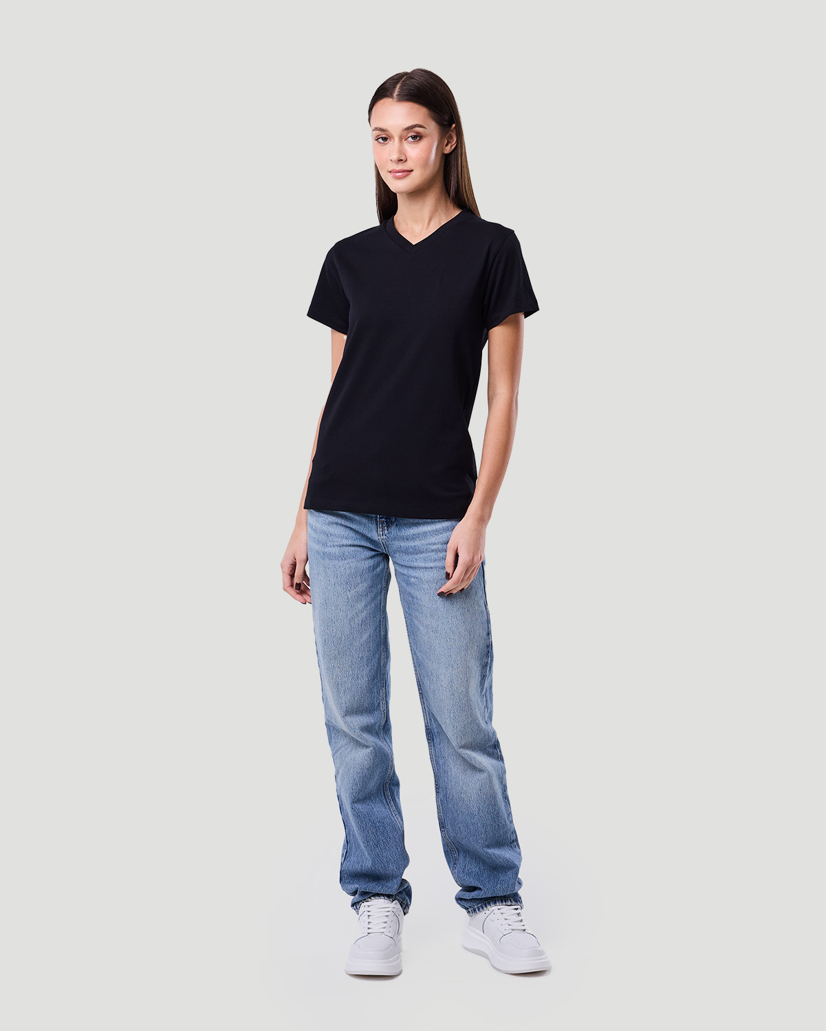 Women's Core V-neck T-shirt - Jet Black image number 0