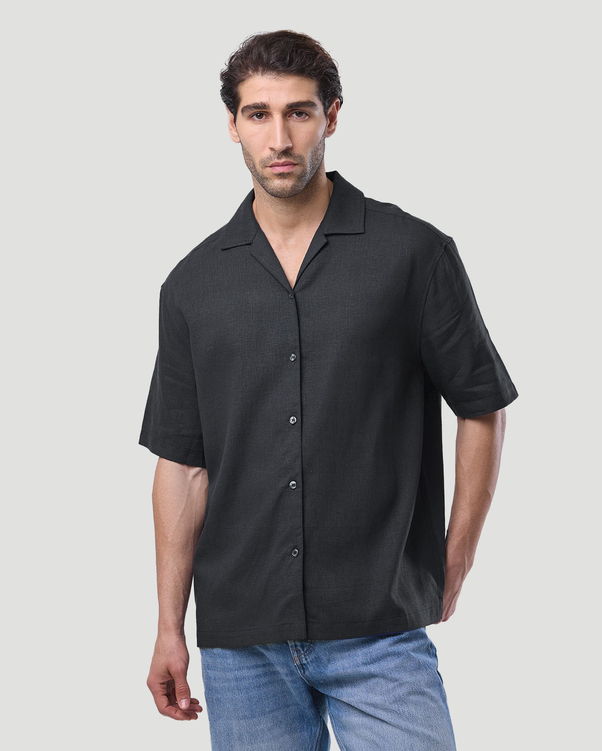 Men's Resort Shirt - Jet Black image number 2